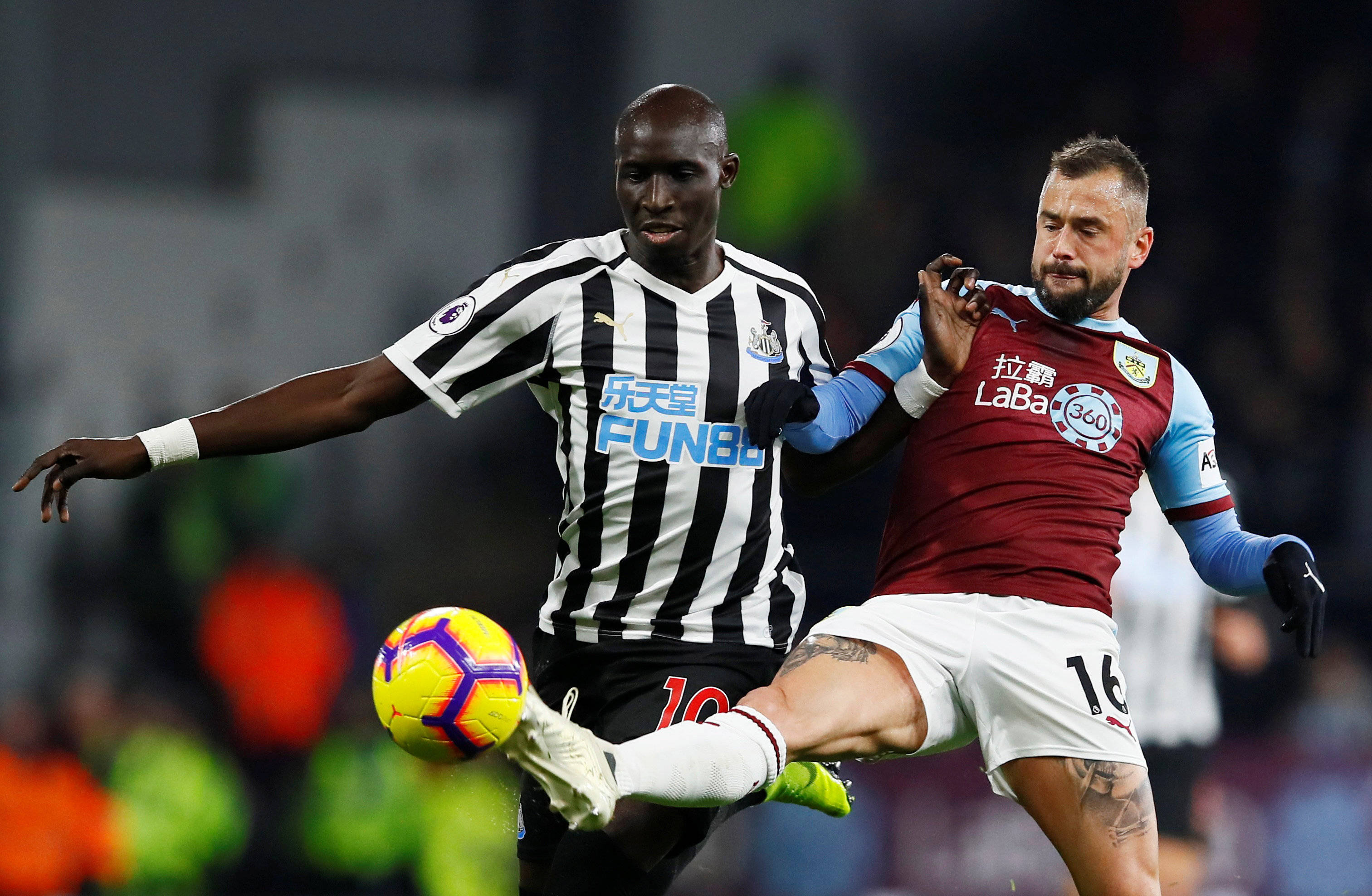 他不是只靠 他不是只靠